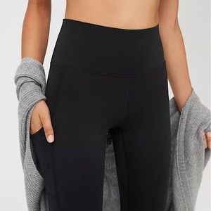 Aerie Really Me Pocket Leggings 7/8th length - BLACK